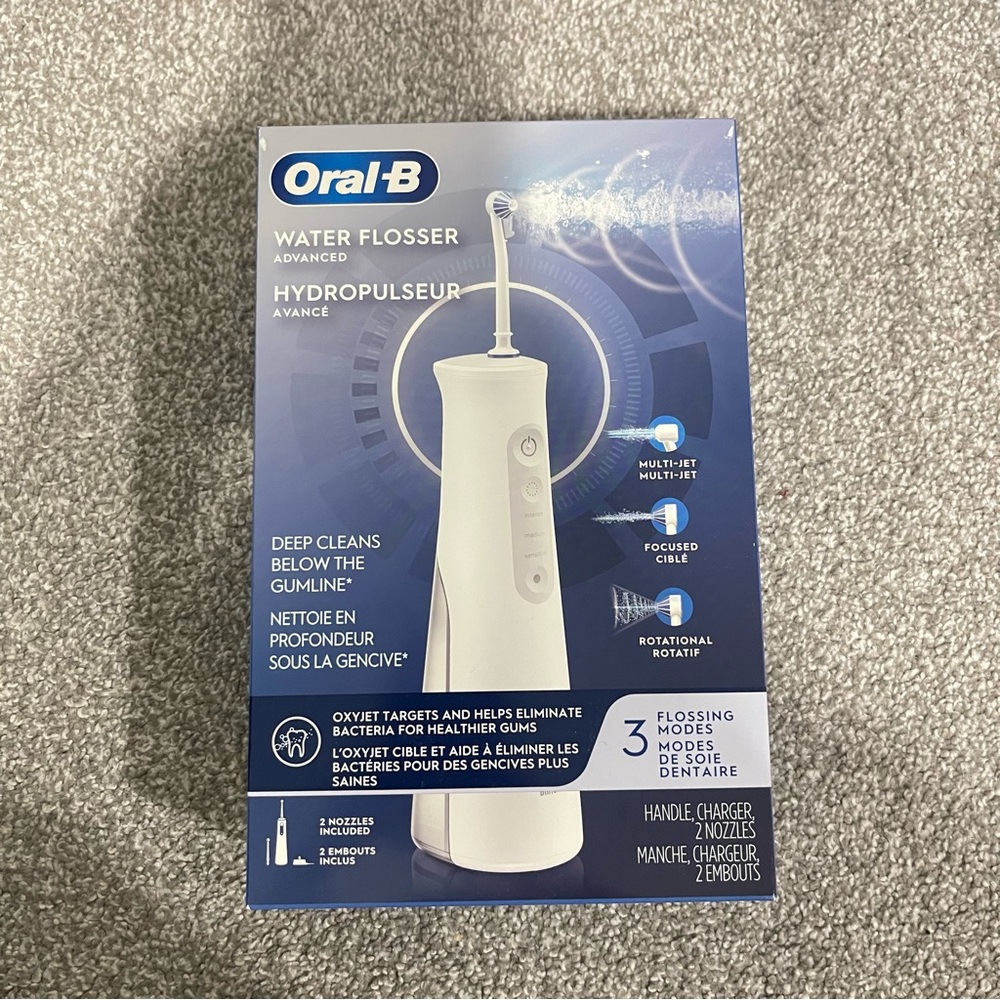 Oral-B Advanced Water Flosser in White